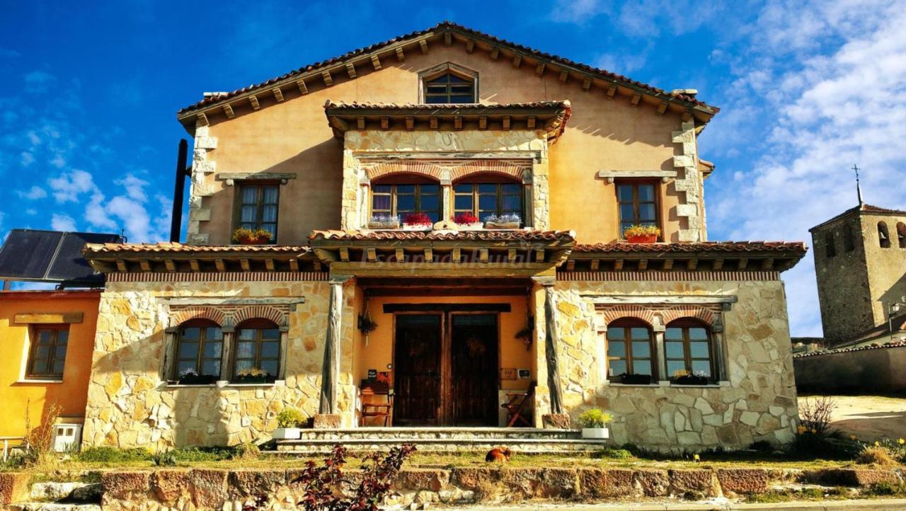 Penzion El Camino Real Villovela de Pirón Exteriér fotografie