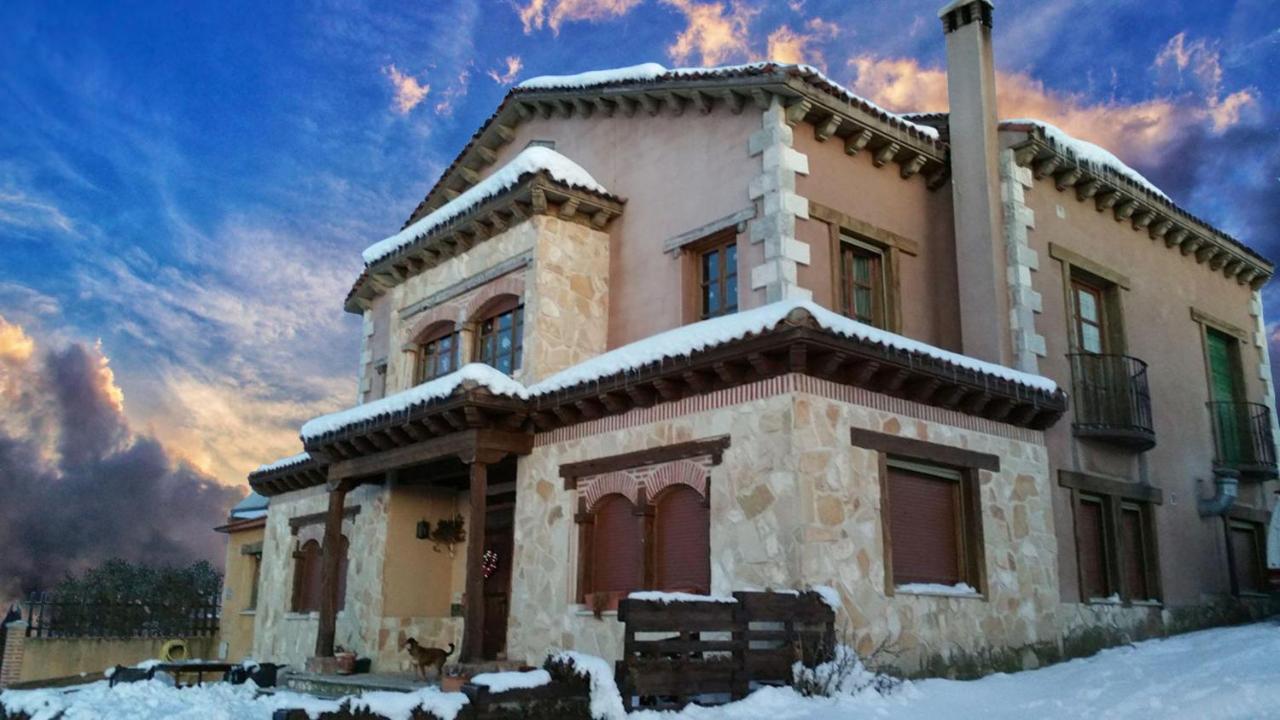 Penzion El Camino Real Villovela de Pirón Exteriér fotografie